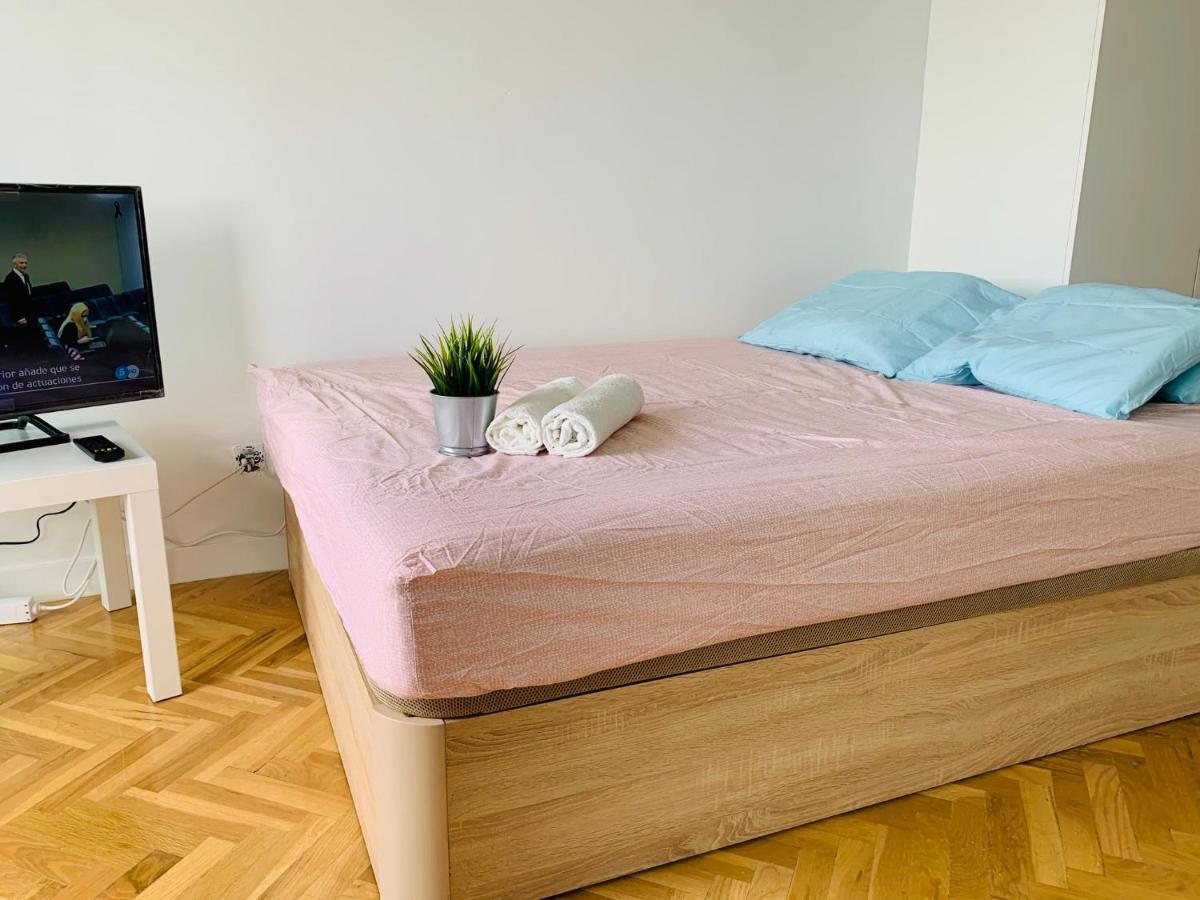 Апартаменты Pisos Con Piscina Barrio Exclusivo-Wizinkcenter Alquiler Temporada Мадрид Экстерьер фото