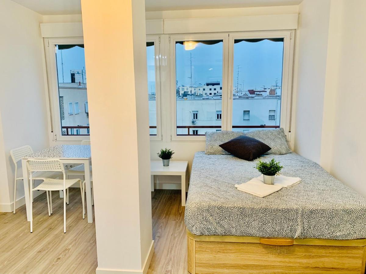 Апартаменты Pisos Con Piscina Barrio Exclusivo-Wizinkcenter Alquiler Temporada Мадрид Экстерьер фото