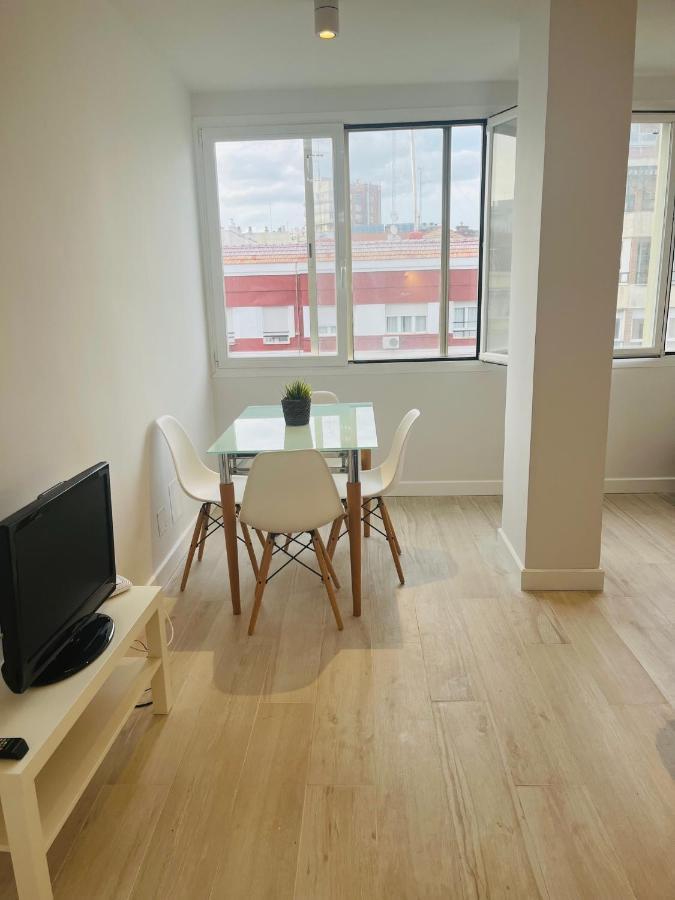 Апартаменты Pisos Con Piscina Barrio Exclusivo-Wizinkcenter Alquiler Temporada Мадрид Экстерьер фото